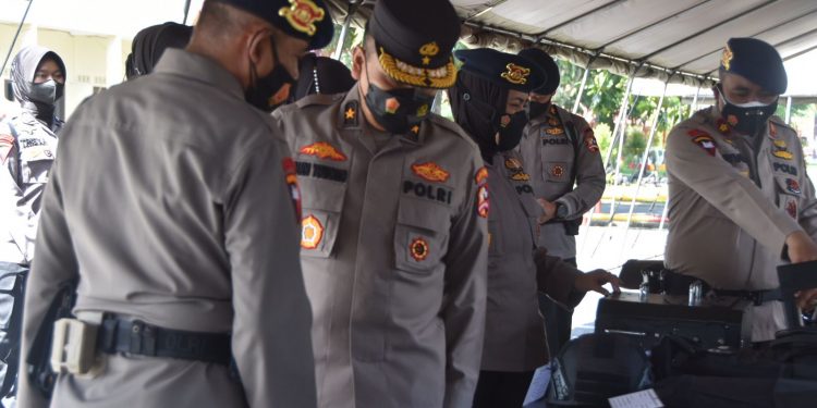 Karo Lemtala Srena Polri Kunjugi Mako Brimob Polda Riau, Cek Kesiapan dan Beri Arahan Ke Personel