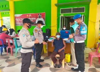 Polsek Pangkalan Lesung Kembali Kawal Pelaksanakan Vaksinasi Covid -19