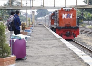 Persyaratan Baru, Beli Tiket Kereta Api Wajib Pakai NIK