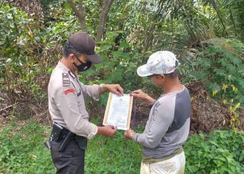 Didampingi TNI, Personil Polsek Bandar Sei Kijang Gelar Patroli Karhutla
