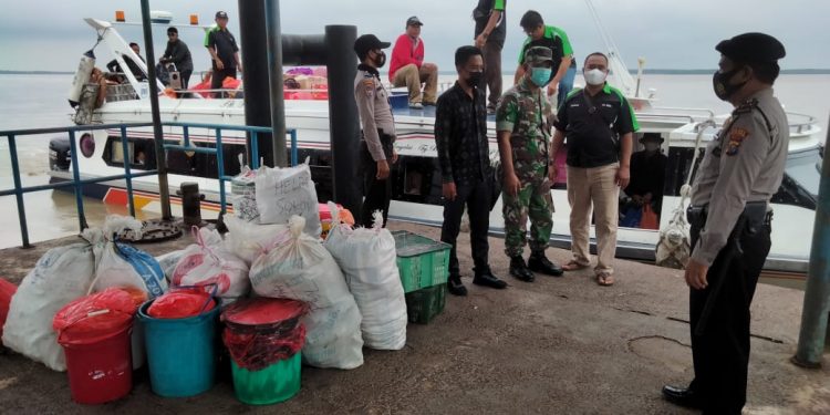 Polsek Kuala Kampar Gelar Operasi Yustisi di Pelabuhan