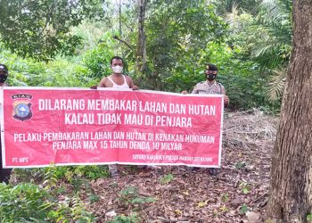 Antisipasi Kebakaran Lahan, Personil Polsek Bandar Sei Kijang Gelar Patroli Karhutla