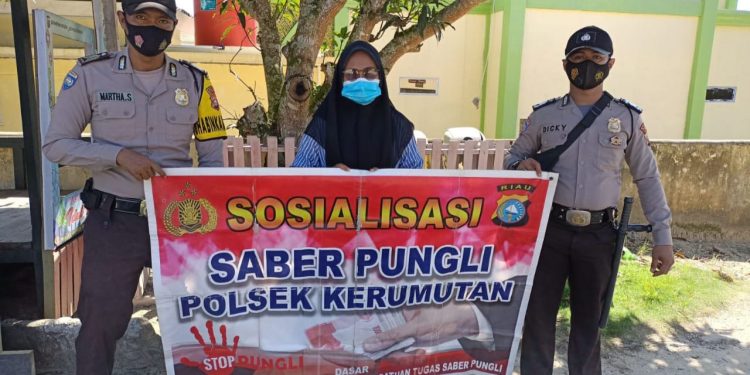 Polsek Kerumutan Sosialisasikan Saber Pungli ke Masyarakat