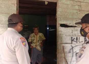 Gelar Vaksinasi, Polsek Kerumutan Sasar Kaum Lansia
