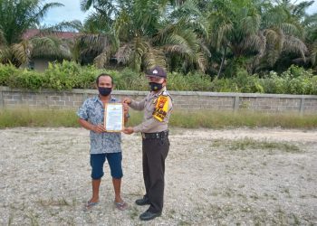 Bhabinkamtibmas Polsubsektor Pelalawan Lakukan Sosialisasi Pencegahan Karhutla