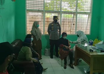Polsek Pangkalan Kuras Kawal Vaksinasi di 4 Titik Berikut