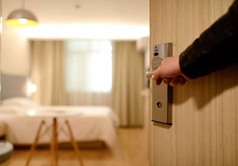 Ini Tips Check In Hotel: Cobalah Datang Telat