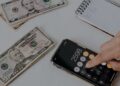 Dilema Paylater dan Glow Up Ketika Gen Z Ingin Melek Finansial tapi Terjebak Gaya Hidup Digital