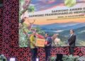 BRIN Berikan Sarwono Award pada Pakar Konservasi UI